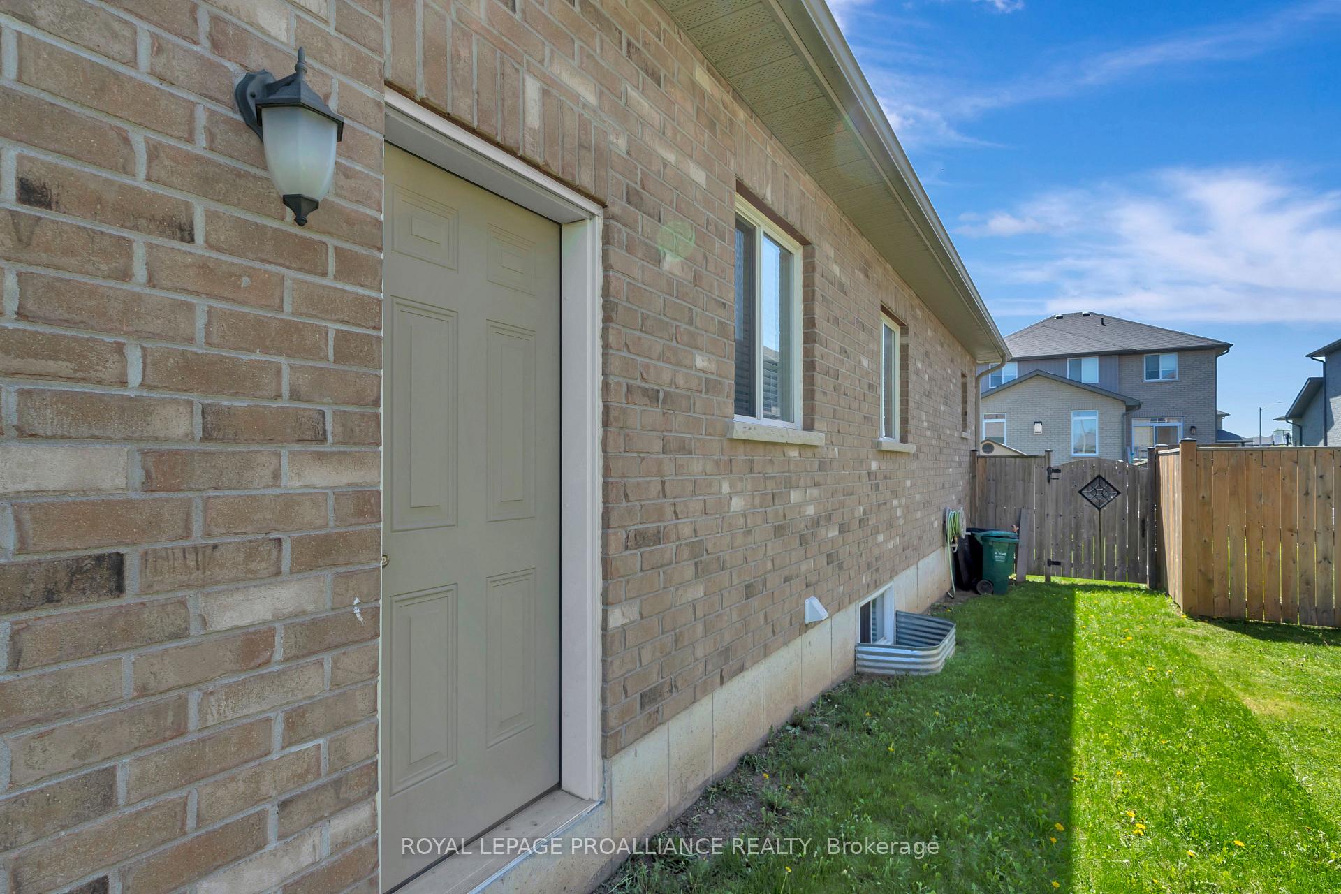Photo 30 of 24 Hampton Ridge Drive, Belleville, Thurlow Ward — HOMEH