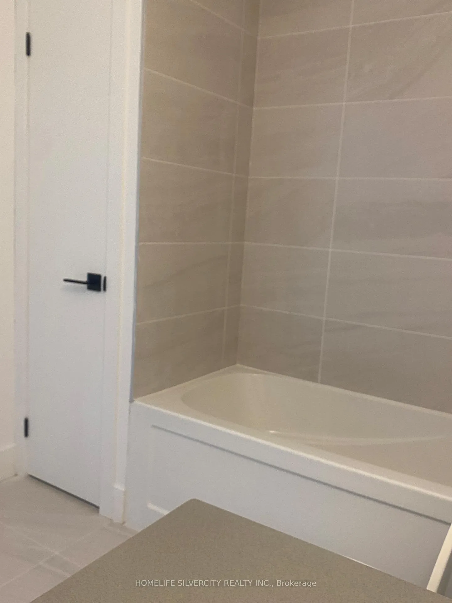 Photo 20 of Unit 908, 2782 Barton Street E, Hamilton, Riverdale — HOMEH