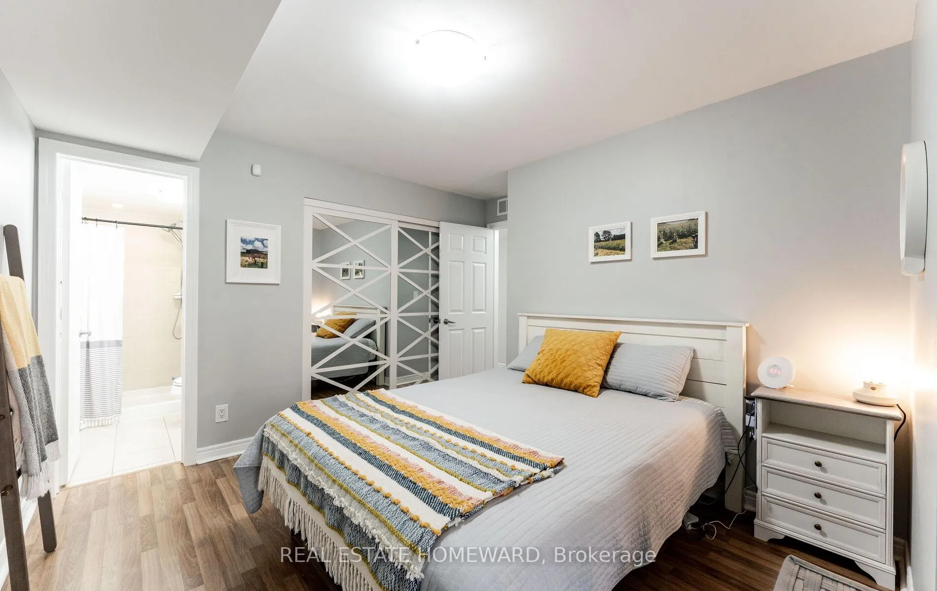 Photo 14 of Unit 102, 2 Brian Peck Crescent, Toronto, Leaside — HOMEH