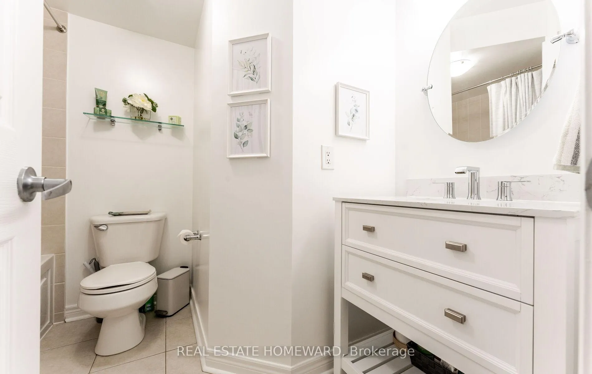 Photo 22 of Unit 102, 2 Brian Peck Crescent, Toronto, Leaside — HOMEH