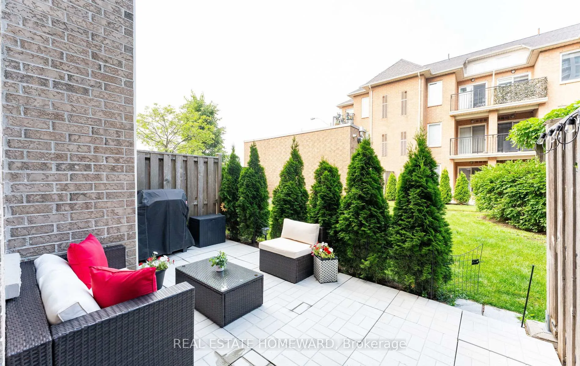 Photo 24 of Unit 102, 2 Brian Peck Crescent, Toronto, Leaside — HOMEH