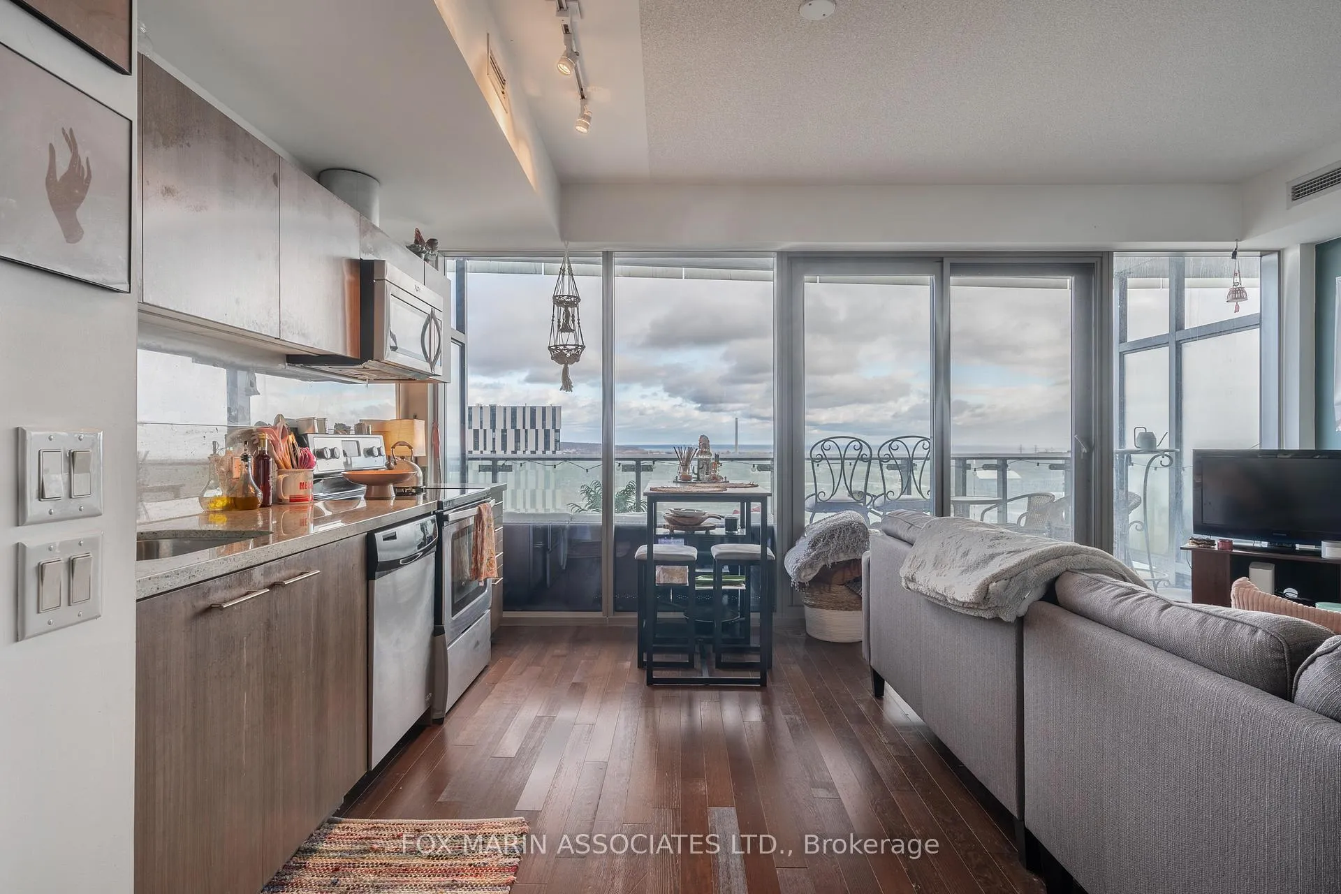 Photo 1 of Unit 2506, 390 Cherry Street, Toronto, Waterfront Communities — HOMEH