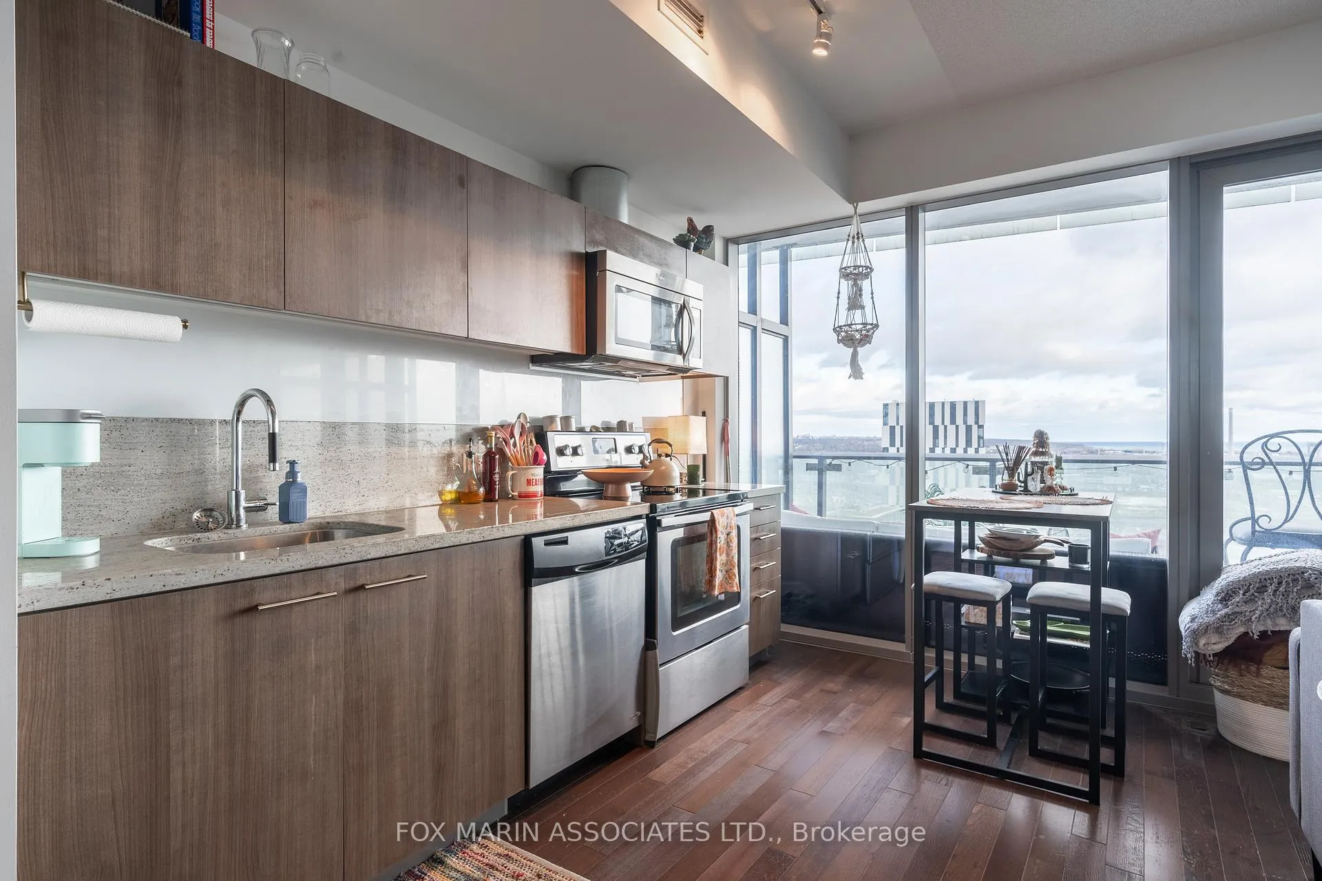 Photo 2 of Unit 2506, 390 Cherry Street, Toronto, Waterfront Communities — HOMEH