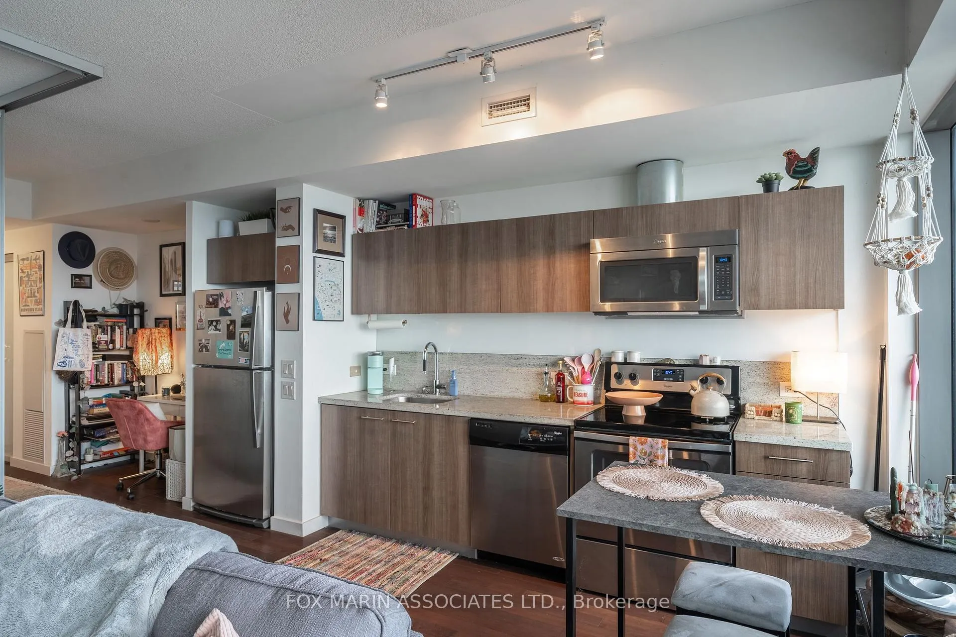 Photo 8 of Unit 2506, 390 Cherry Street, Toronto, Waterfront Communities — HOMEH