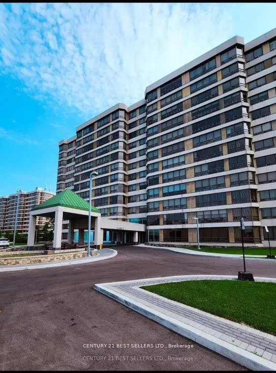 Front of Unit 1110, 330 Mill Street S