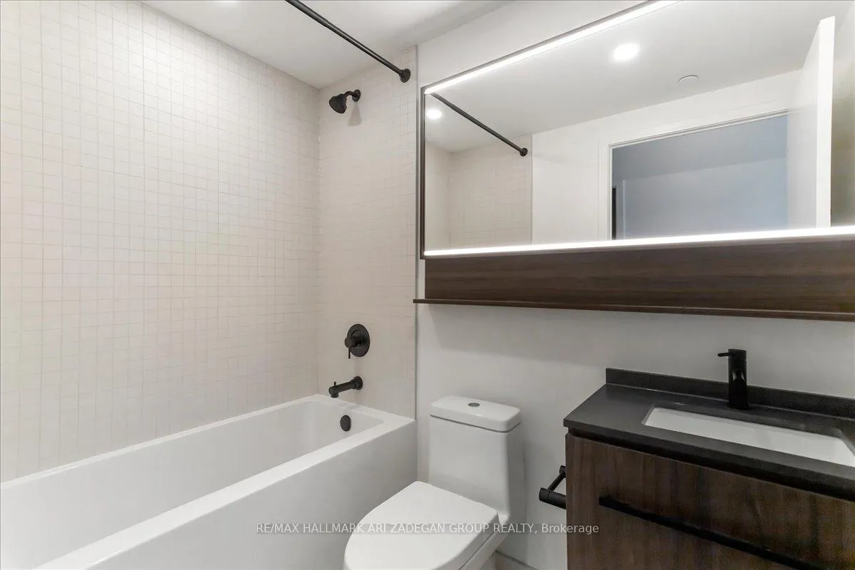 Photo 3 of Unit 905, 425 Front Street E, Toronto, Waterfront Communities — HOMEH