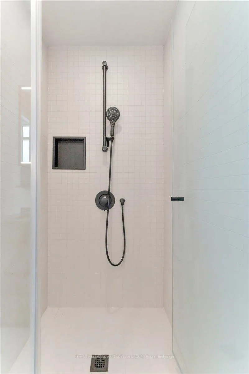 Photo 10 of Unit 905, 425 Front Street E, Toronto, Waterfront Communities — HOMEH