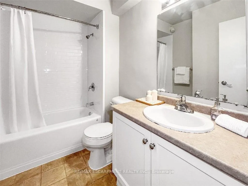 Photo 9 of Unit 511, 350 Quigley Road, Hamilton, Vincent — HOMEH