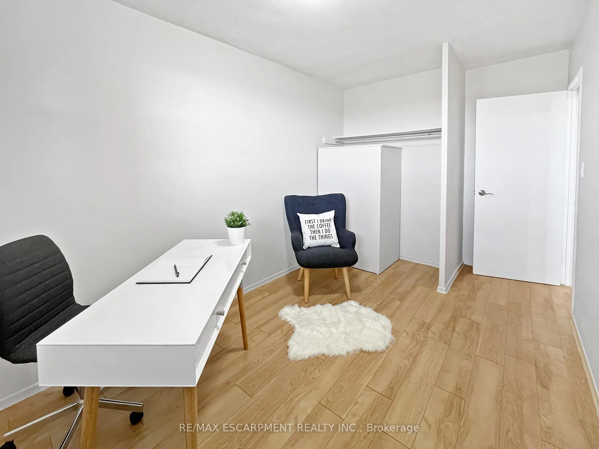 Photo 13 of Unit 511, 350 Quigley Road, Hamilton, Vincent — HOMEH