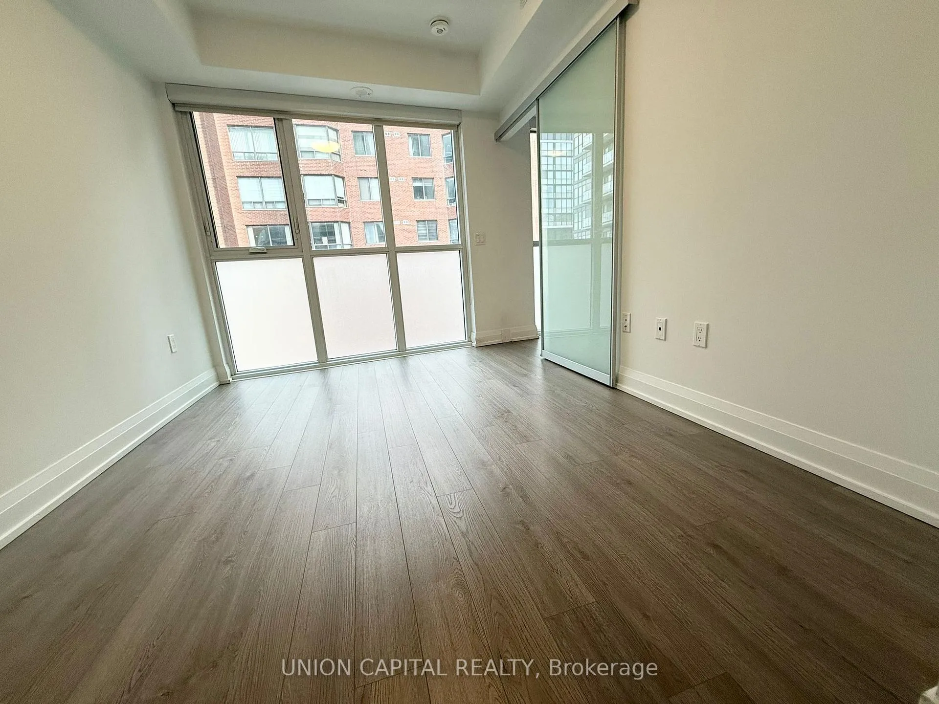 Photo 13 of Unit 810, 77 Mutual Street, Toronto, Church-Yonge Corridor — HOMEH
