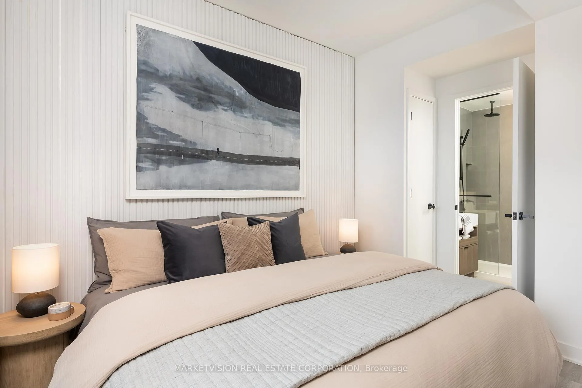 Photo 3 of Unit 1104, 55 Charles Street E, Toronto, Church-Yonge Corridor — HOMEH