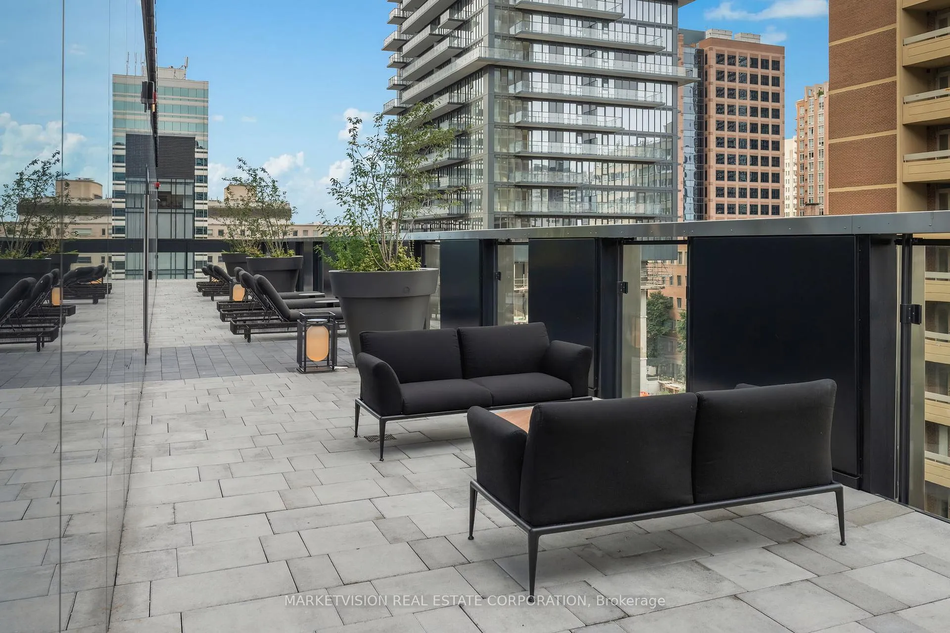 Photo 14 of Unit 1104, 55 Charles Street E, Toronto, Church-Yonge Corridor — HOMEH