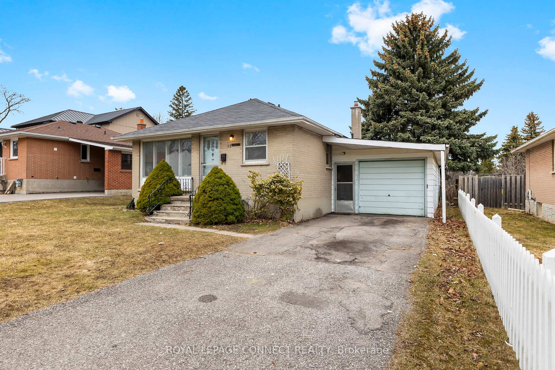 Photo 2 of 32 Elm Street, Ajax, Central — HOMEH