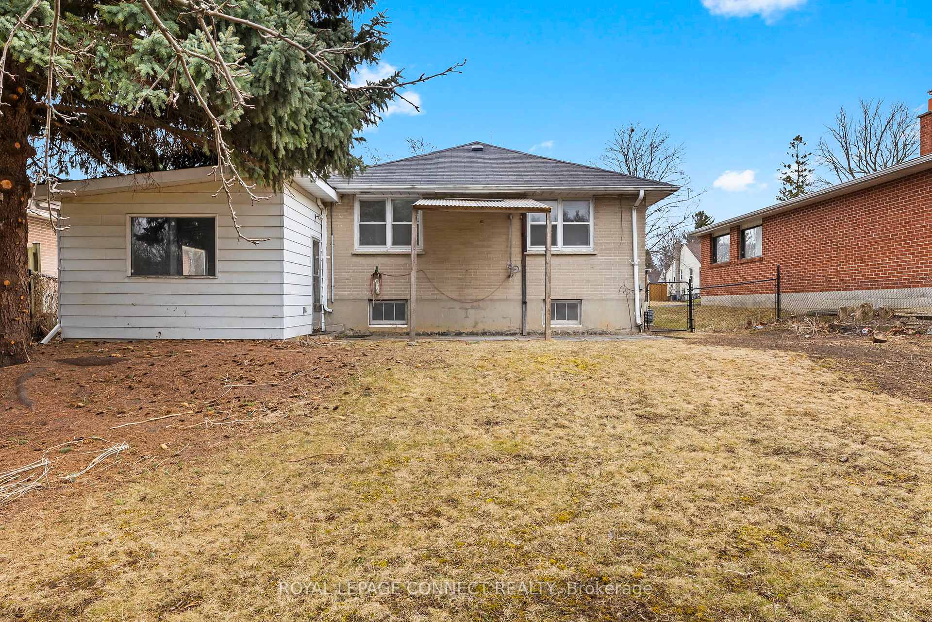 Photo 6 of 32 Elm Street, Ajax, Central — HOMEH