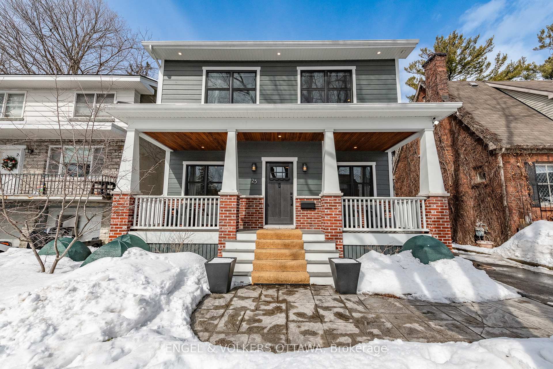 Front of 25 Mason Terrace