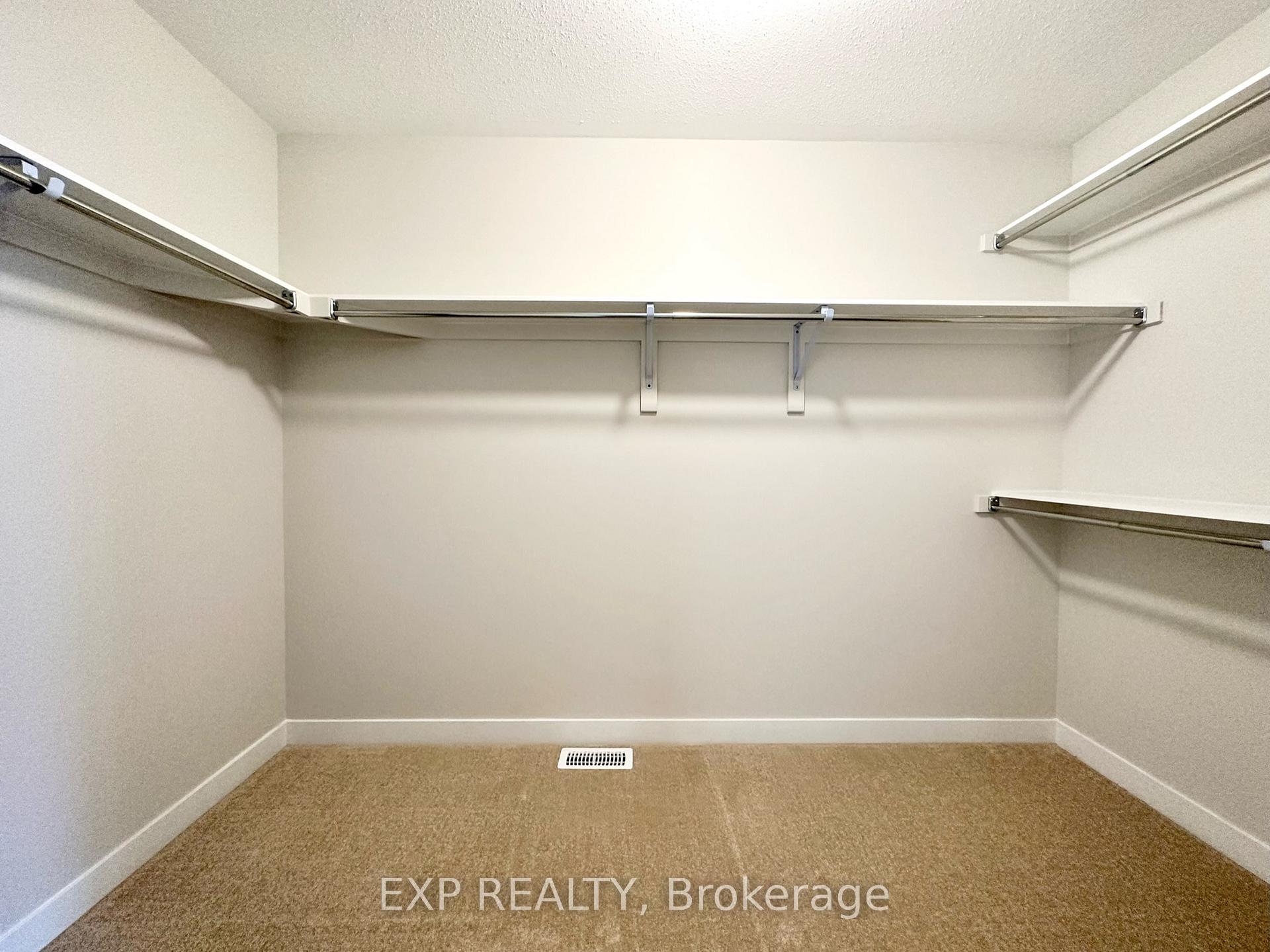 Photo 10 of 2433 Watercolours Way, Ottawa, Barrhaven - Half Moon Bay — HOMEH