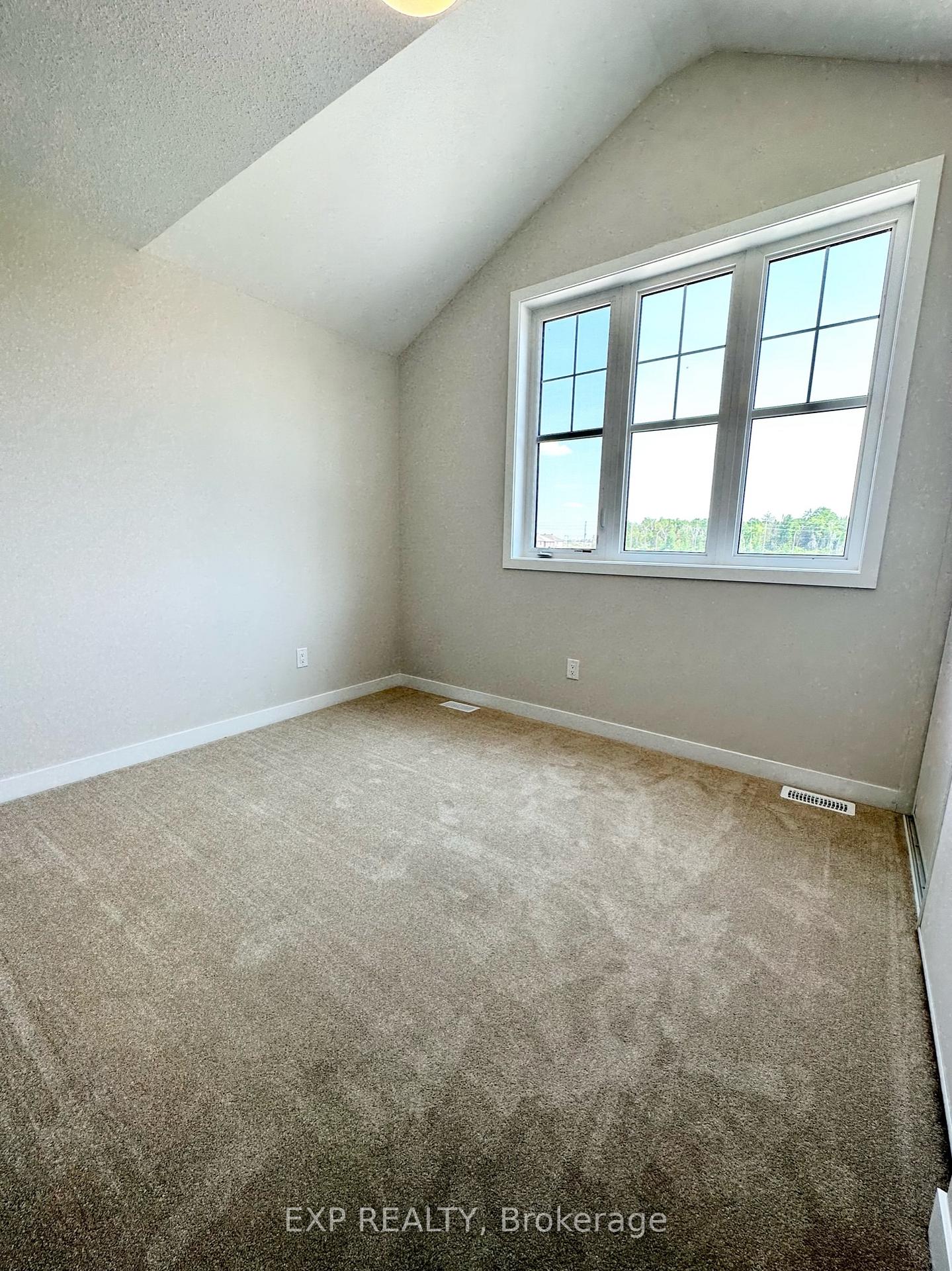 Photo 13 of 2433 Watercolours Way, Ottawa, Barrhaven - Half Moon Bay — HOMEH