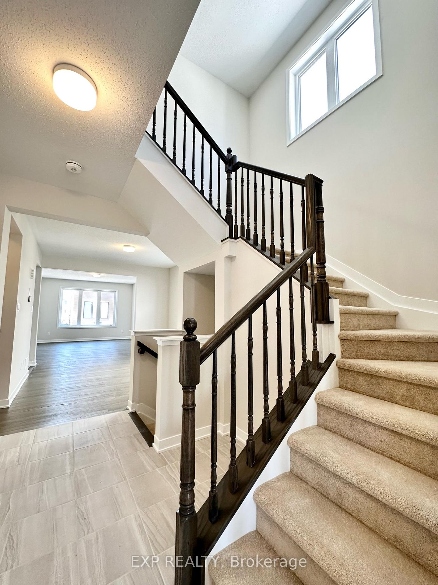 Photo 16 of 2433 Watercolours Way, Ottawa, Barrhaven - Half Moon Bay — HOMEH