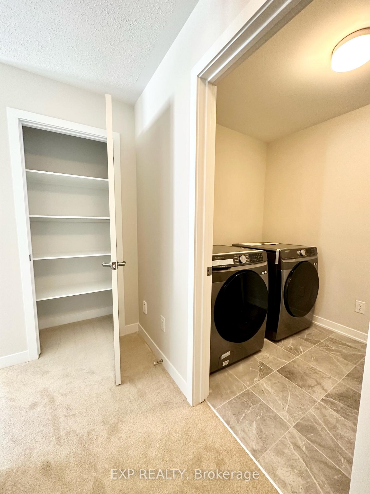 Photo 17 of 2433 Watercolours Way, Ottawa, Barrhaven - Half Moon Bay — HOMEH