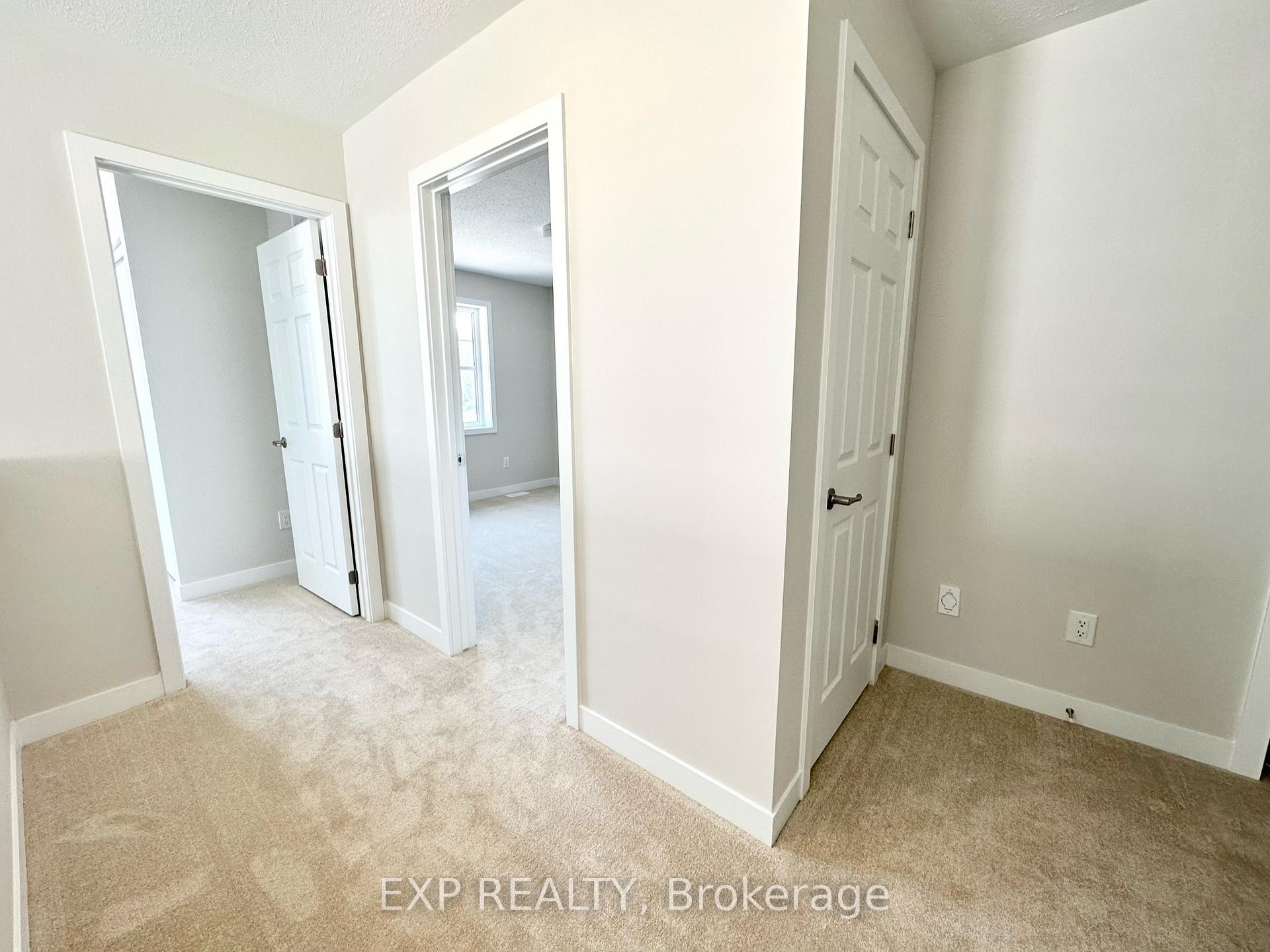 Photo 22 of 2433 Watercolours Way, Ottawa, Barrhaven - Half Moon Bay — HOMEH