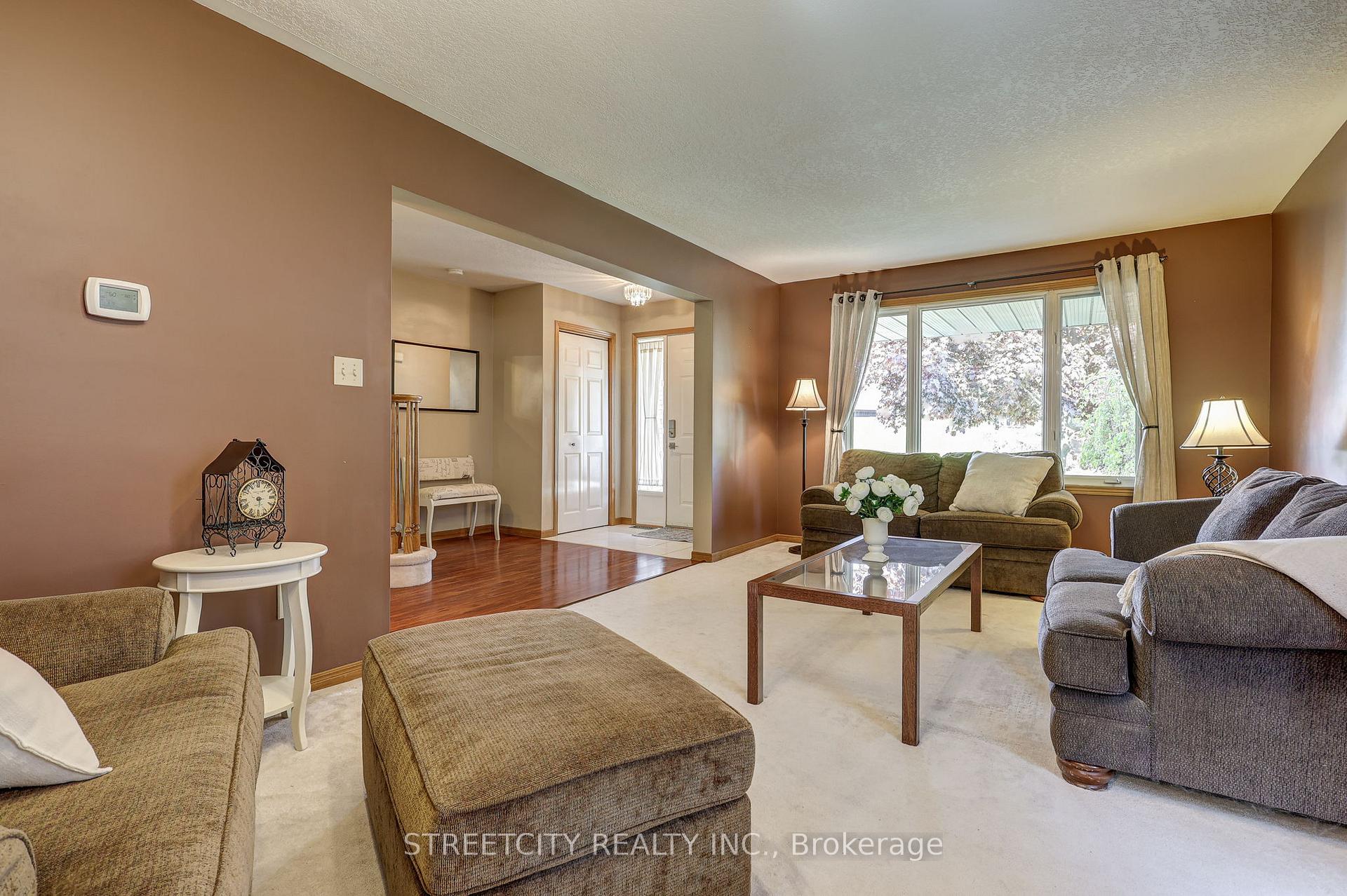 Photo 10 of 10 Timberlane Crescent, Central Elgin, Rural Central Elgin — HOMEH