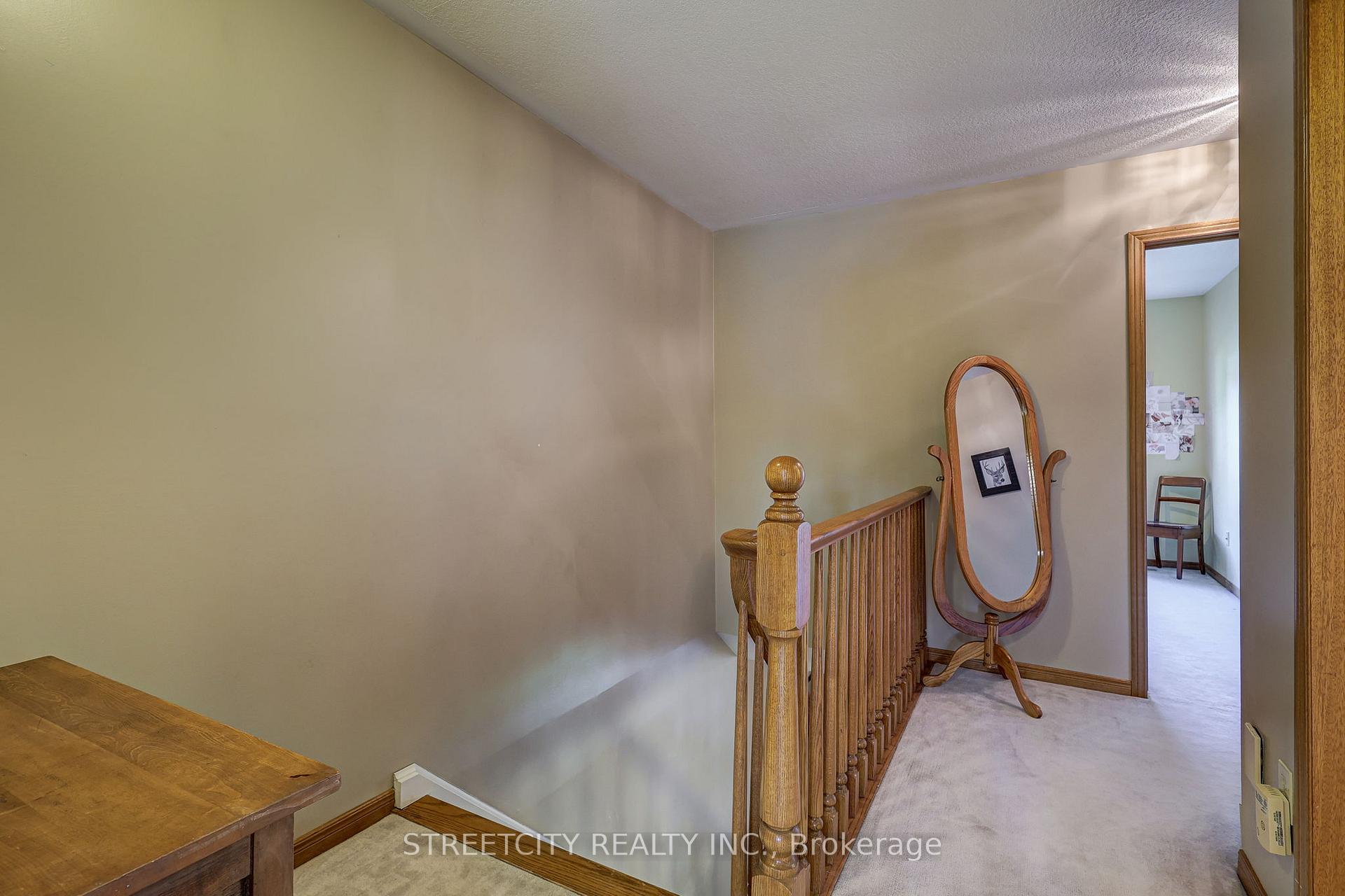 Photo 23 of 10 Timberlane Crescent, Central Elgin, Rural Central Elgin — HOMEH
