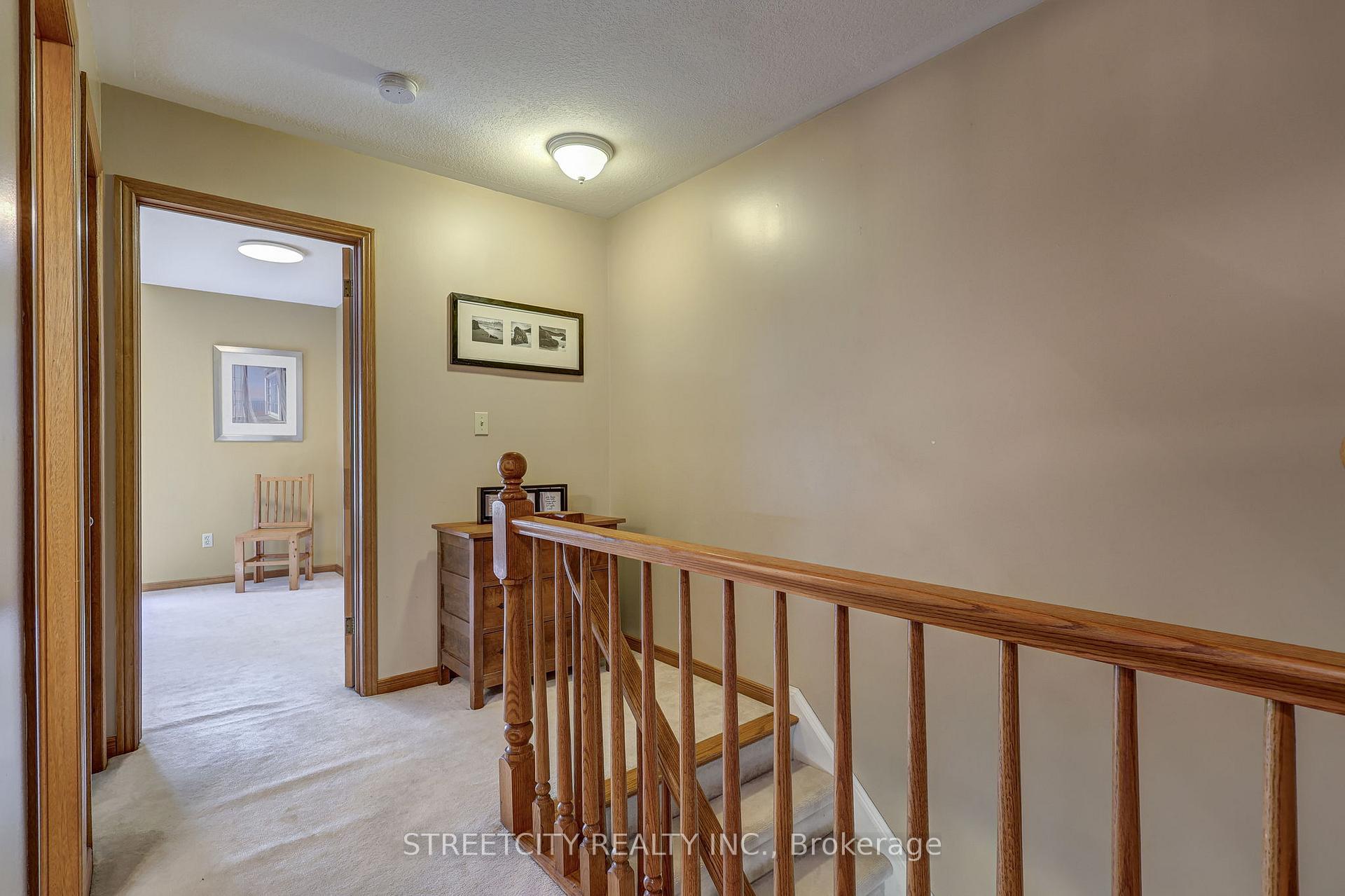 Photo 24 of 10 Timberlane Crescent, Central Elgin, Rural Central Elgin — HOMEH