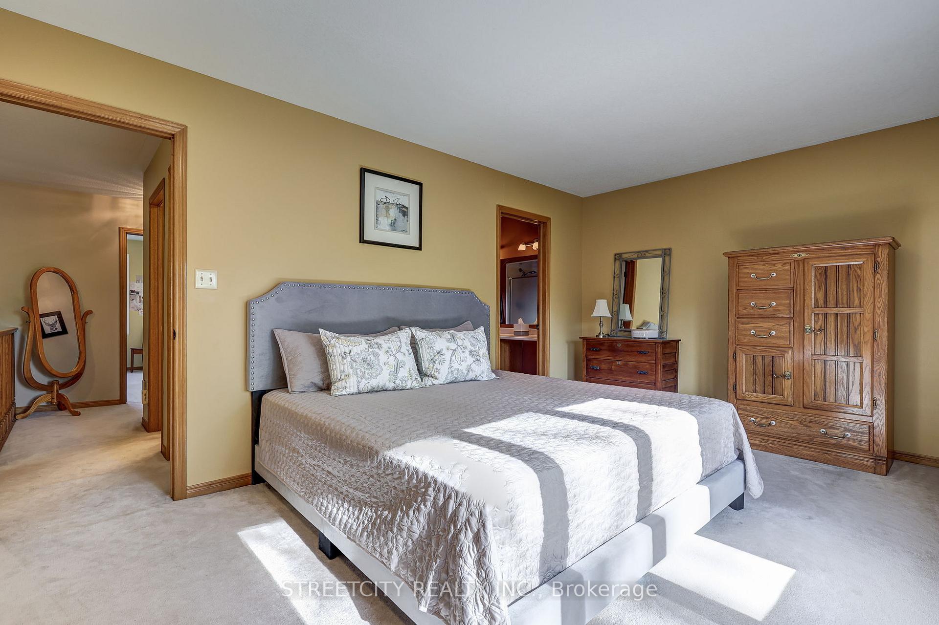 Photo 31 of 10 Timberlane Crescent, Central Elgin, Rural Central Elgin — HOMEH