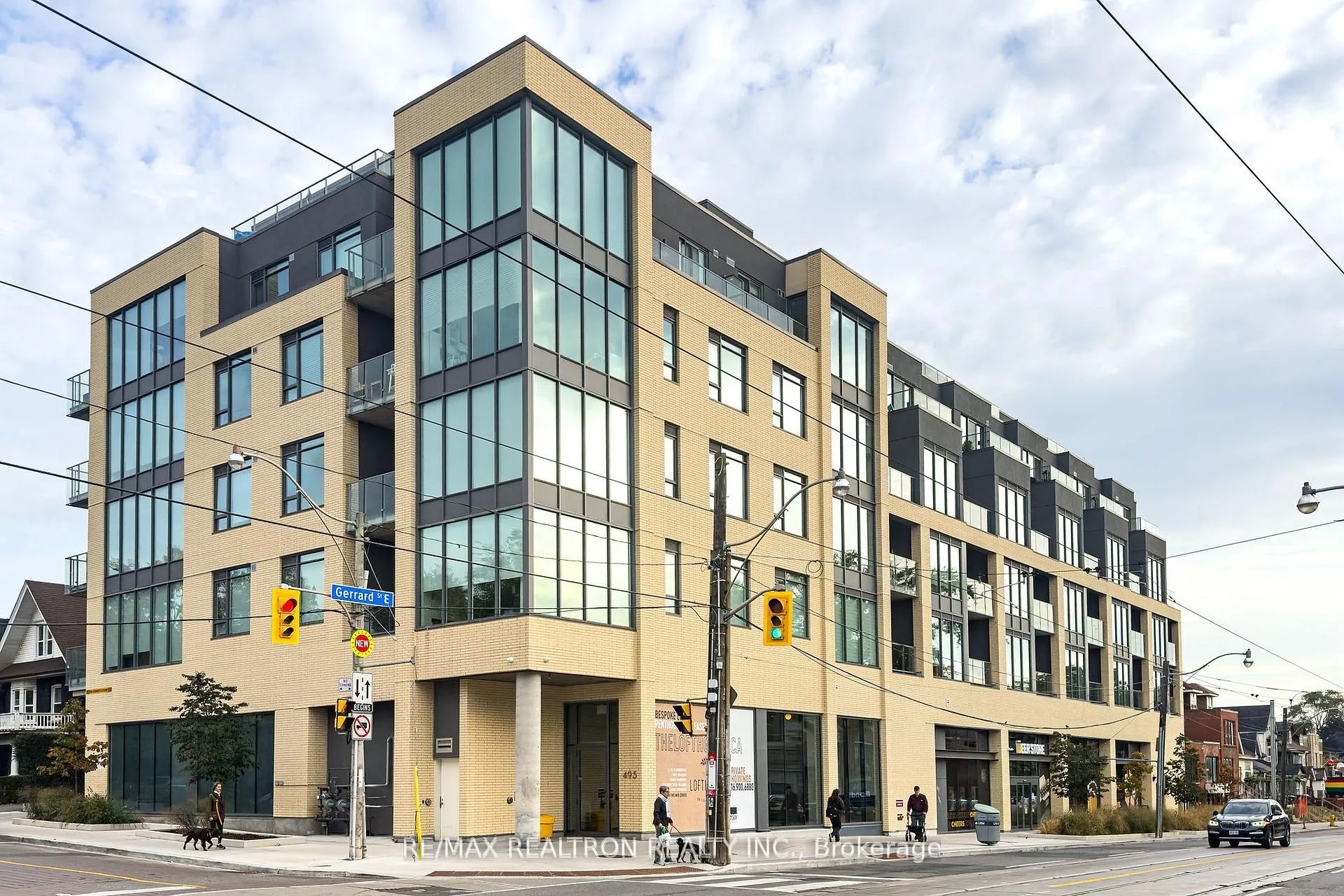 Photo 2 of Unit 404, 495 Logan Avenue, Toronto, North Riverdale — HOMEH