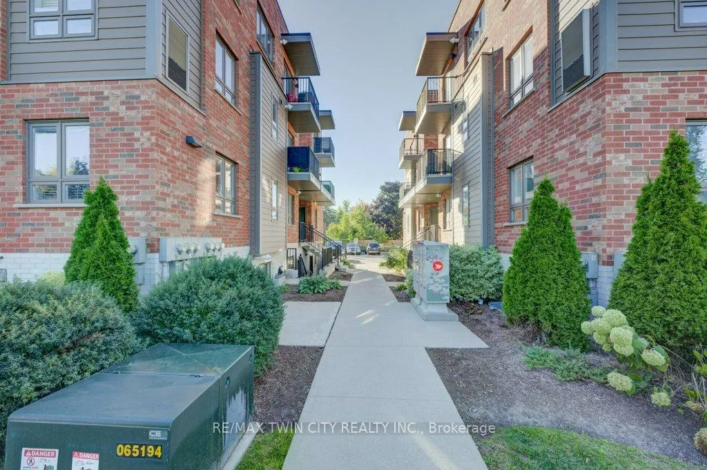Photo 3 of Unit B3, 361 Lancaster Street, Kitchener — HOMEH