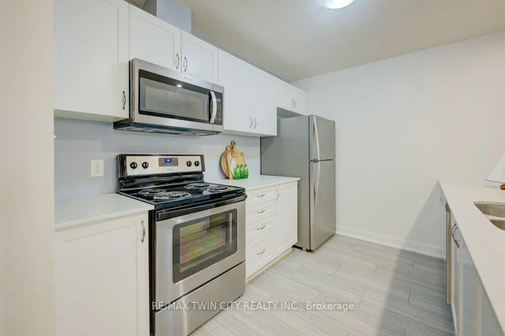 Photo 14 of Unit B3, 361 Lancaster Street, Kitchener — HOMEH