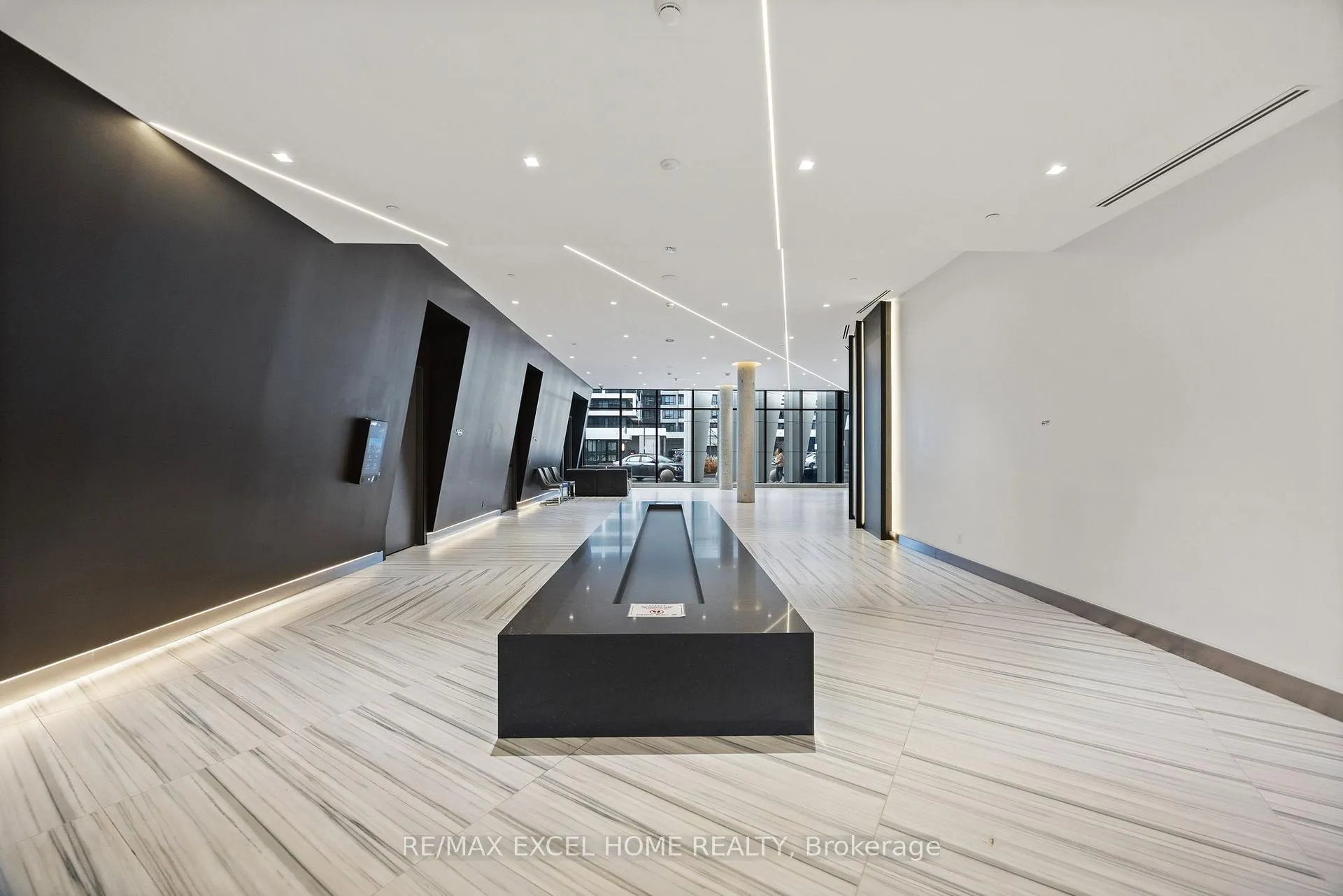 Photo 2 of Unit 3603, 8 Water Walk Drive, Markham, Unionville — HOMEH