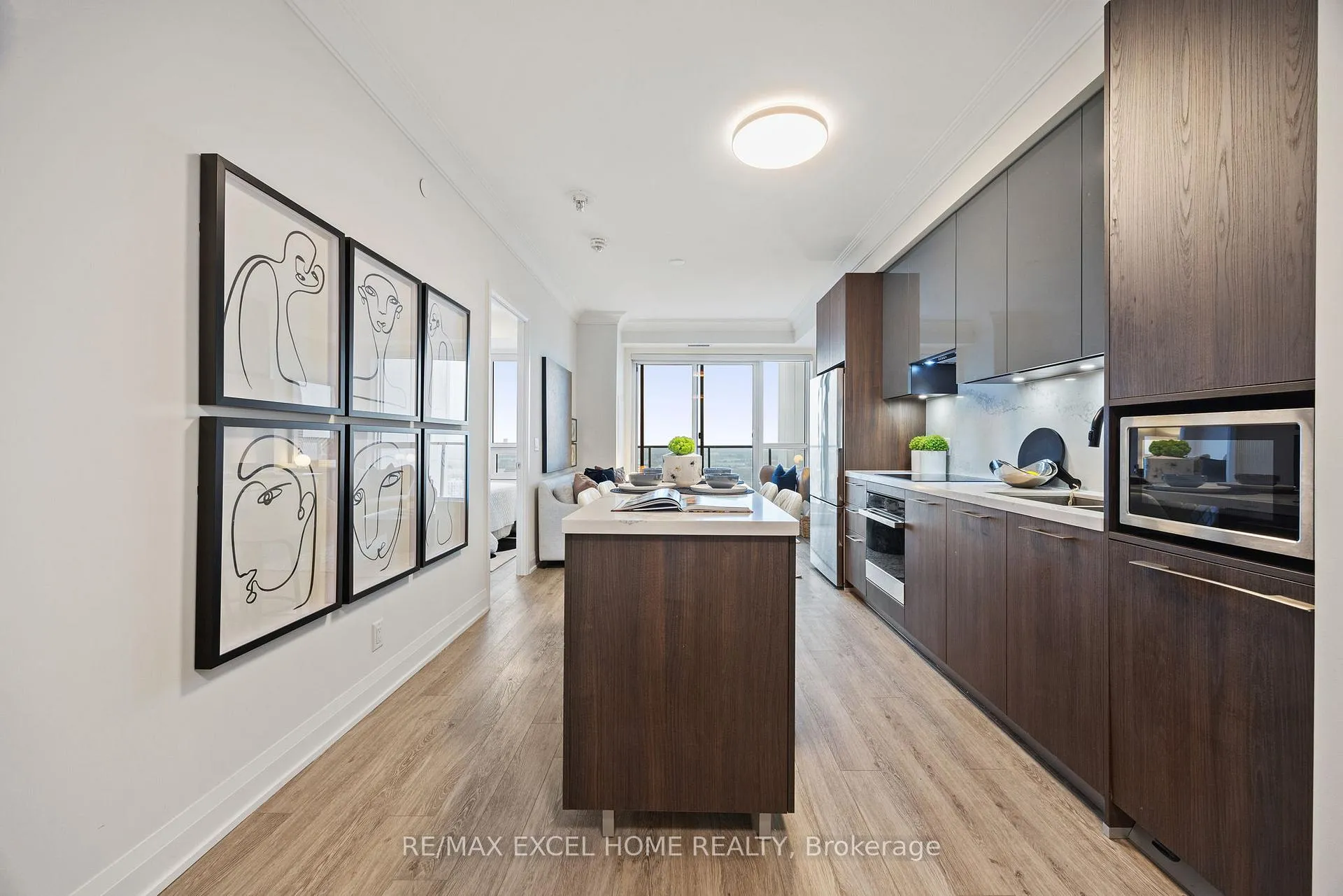 Photo 5 of Unit 3603, 8 Water Walk Drive, Markham, Unionville — HOMEH