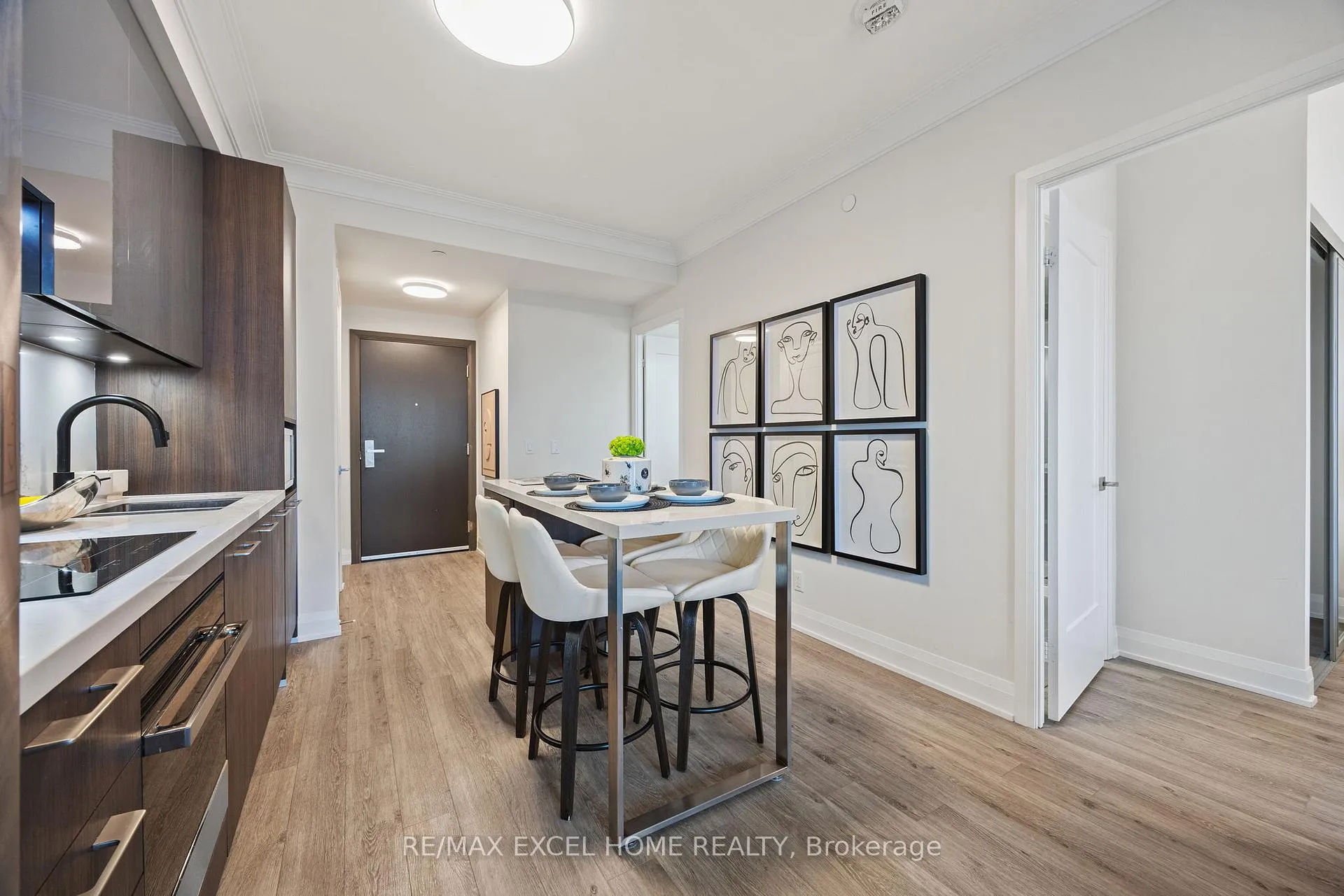 Photo 9 of Unit 3603, 8 Water Walk Drive, Markham, Unionville — HOMEH