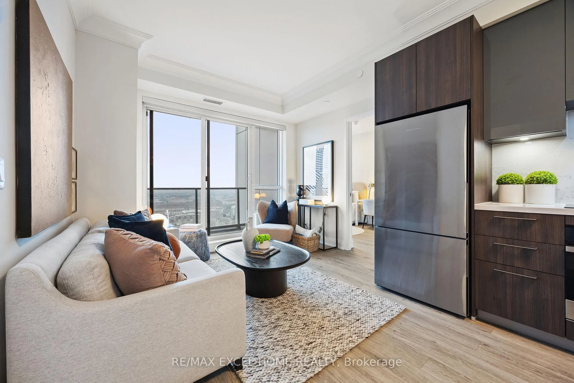 Photo 11 of Unit 3603, 8 Water Walk Drive, Markham, Unionville — HOMEH