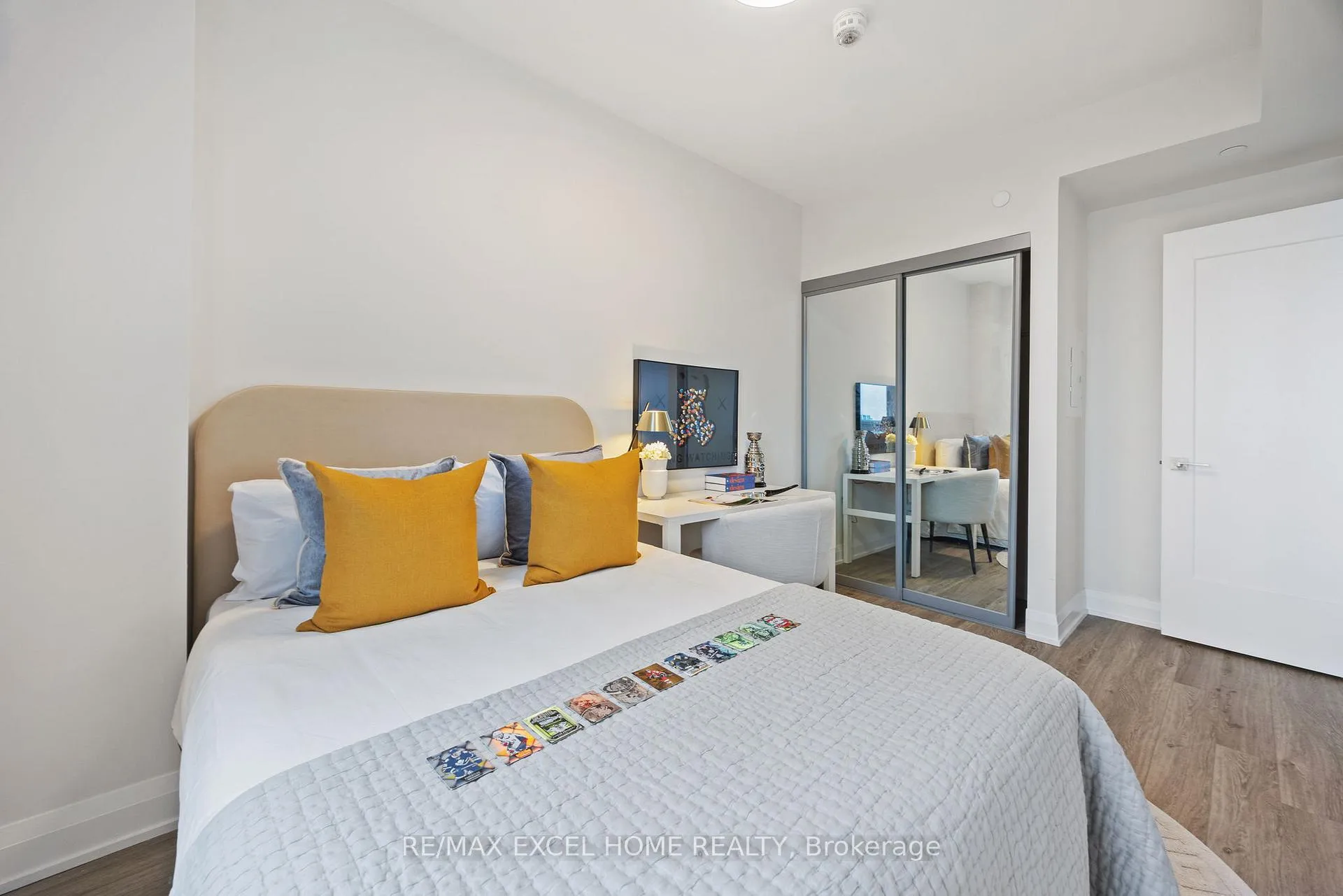 Photo 17 of Unit 3603, 8 Water Walk Drive, Markham, Unionville — HOMEH