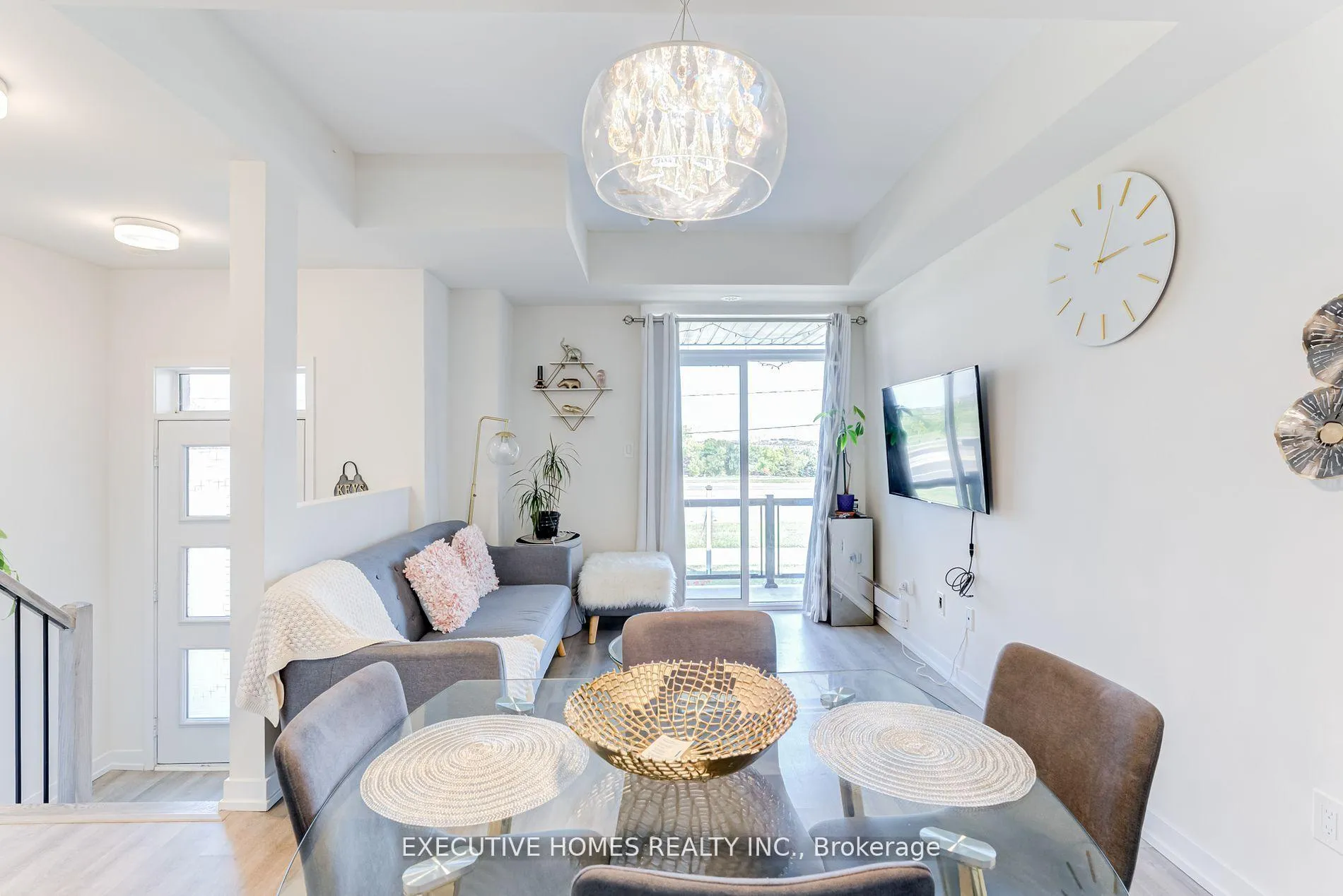 Photo 5 of Unit 407, 2550 Castlegate Crossing, Pickering, Duffin Heights — HOMEH