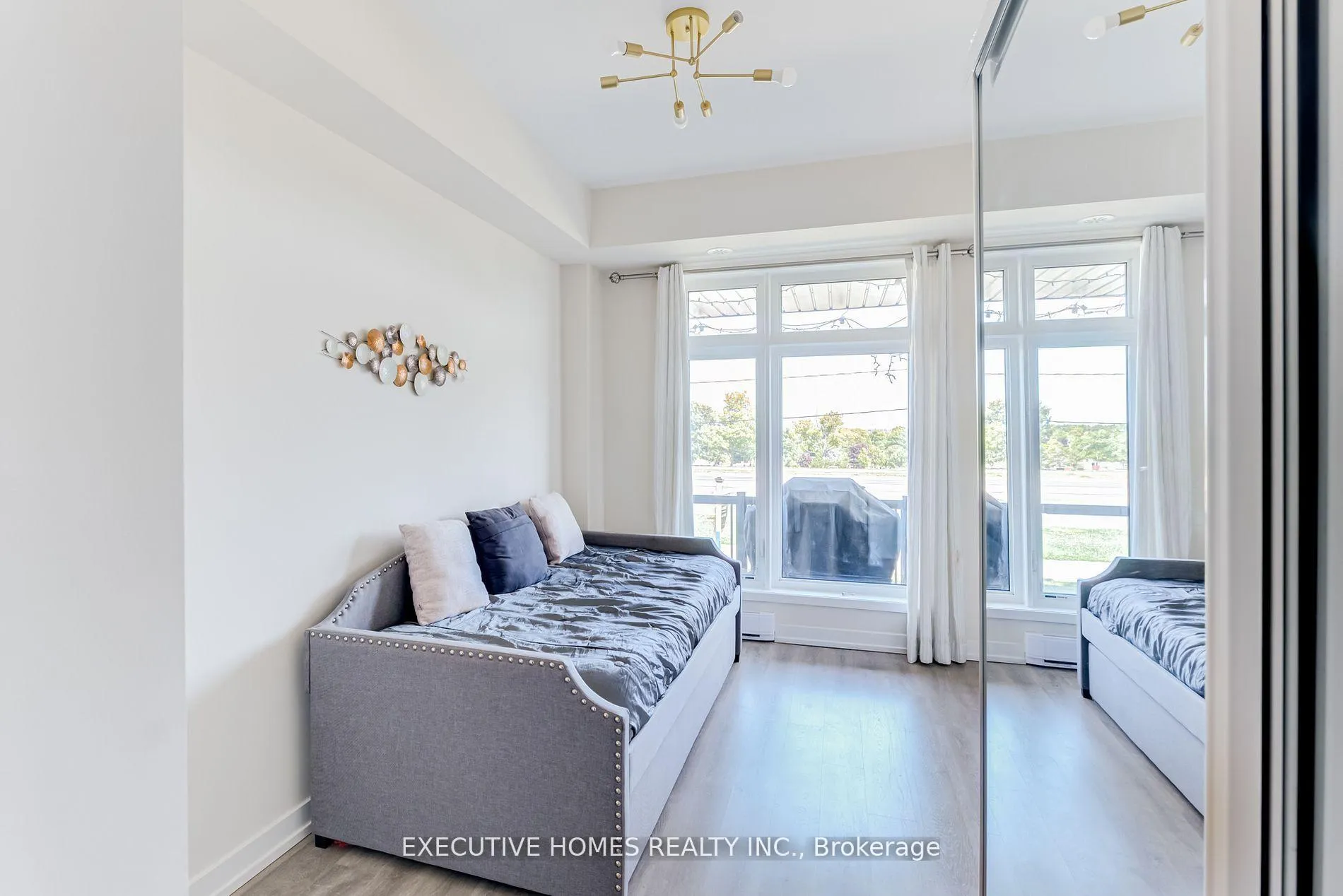 Photo 12 of Unit 407, 2550 Castlegate Crossing, Pickering, Duffin Heights — HOMEH