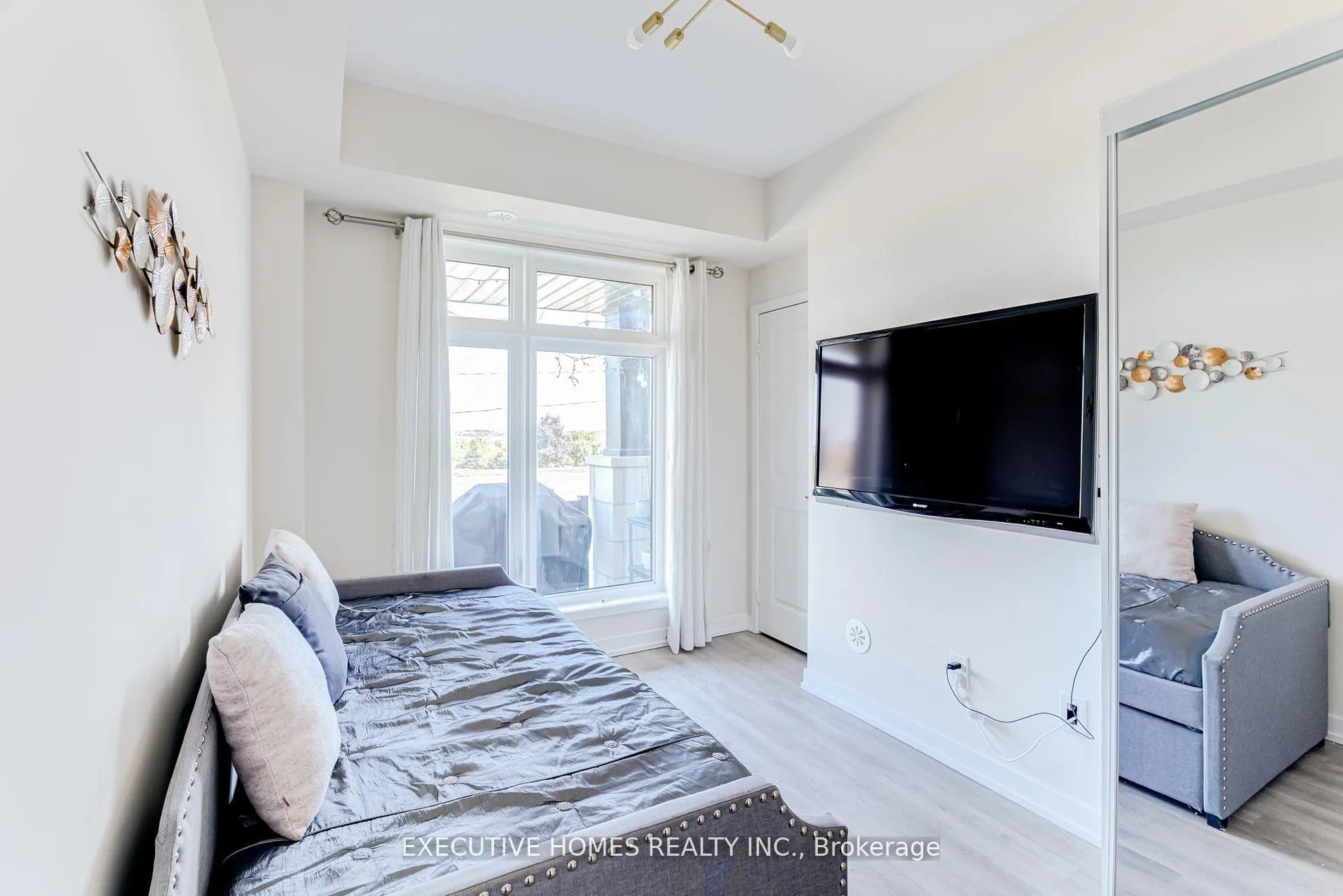 Photo 13 of Unit 407, 2550 Castlegate Crossing, Pickering, Duffin Heights — HOMEH