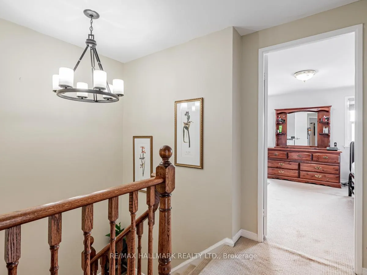 Photo 18 of 1660 John Street, Markham, Bayview Fairway-Bayview Country Club Estates — HOMEH