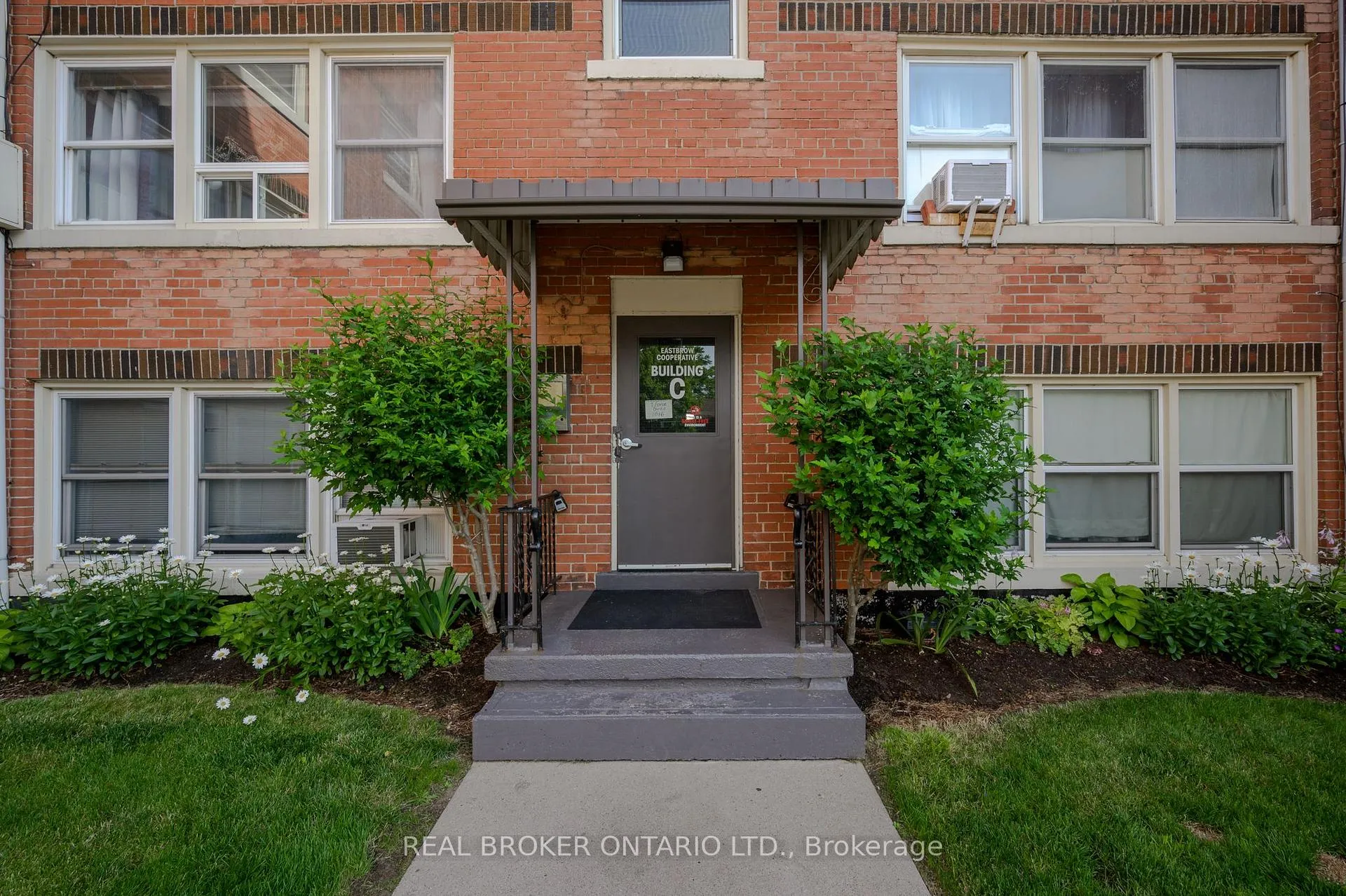 Photo 6 of 5 East 36TH Street, Hamilton, Raleigh — HOMEH