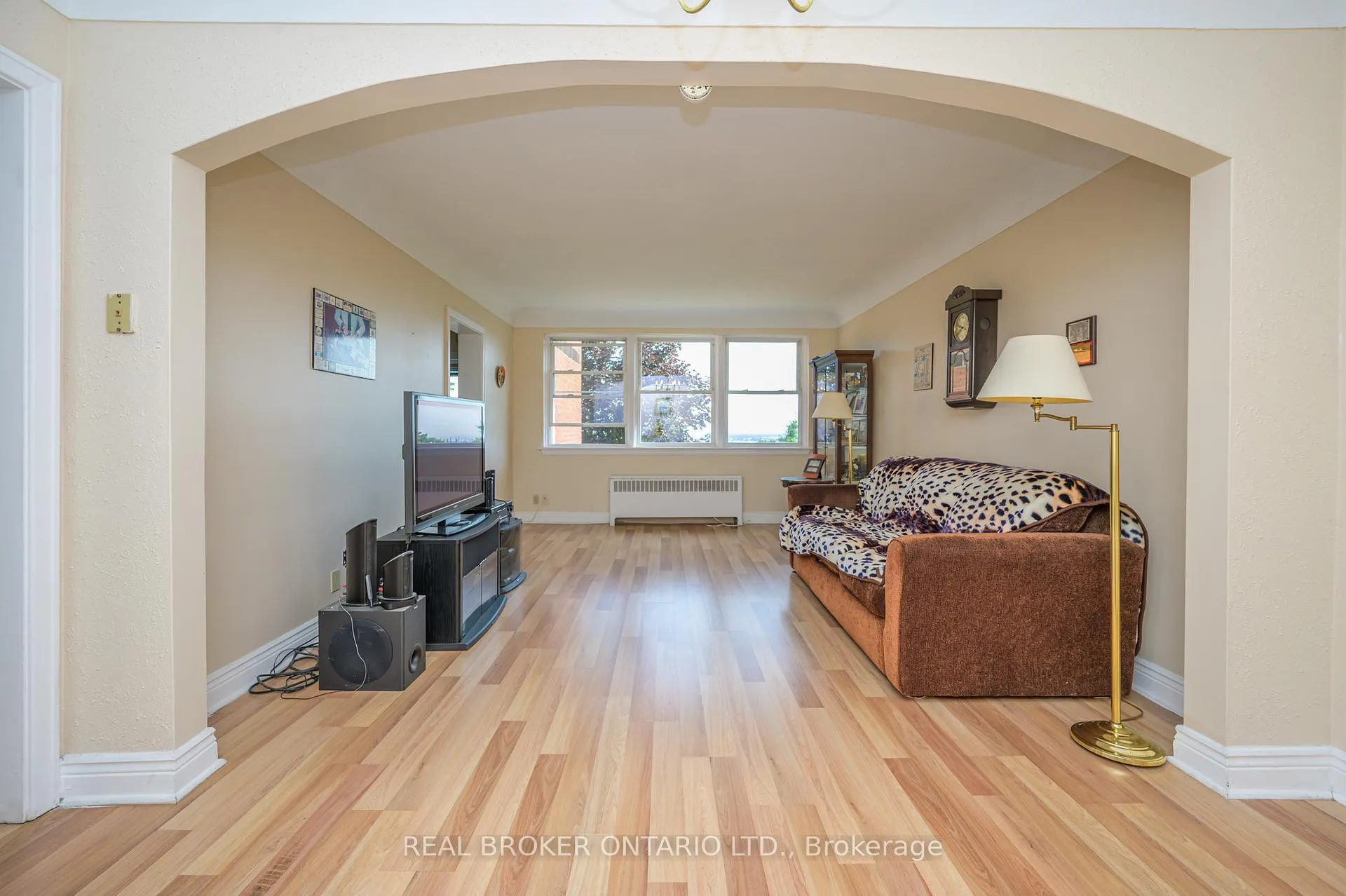 Photo 7 of 5 East 36TH Street, Hamilton, Raleigh — HOMEH