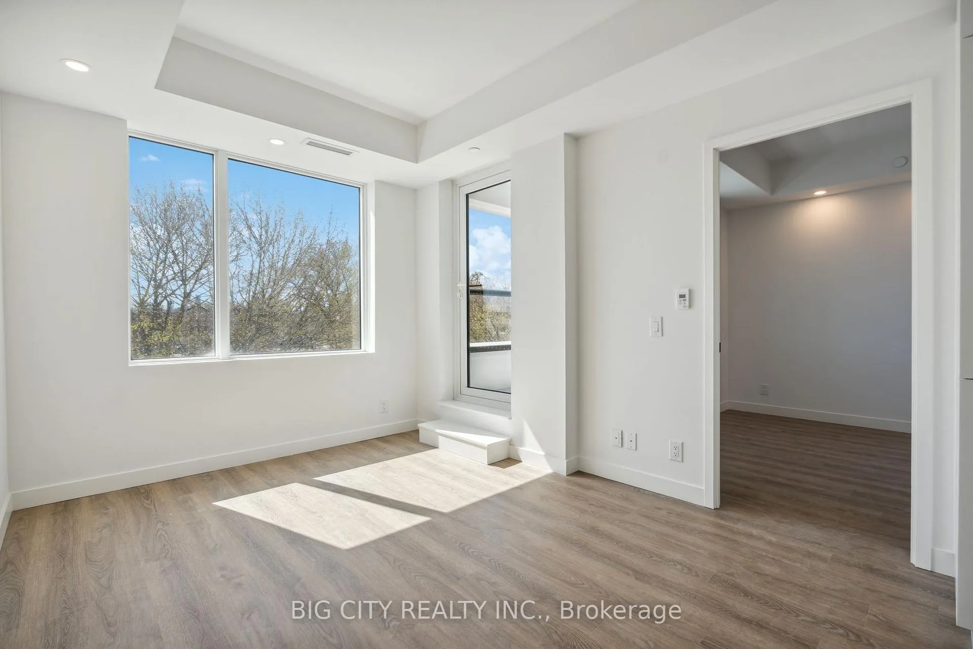 Photo 11 of Unit 319, 1050 Eastern Avenue, Toronto, The Beaches — HOMEH