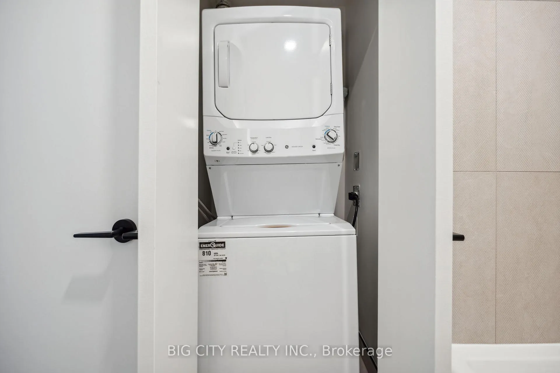 Photo 21 of Unit 319, 1050 Eastern Avenue, Toronto, The Beaches — HOMEH