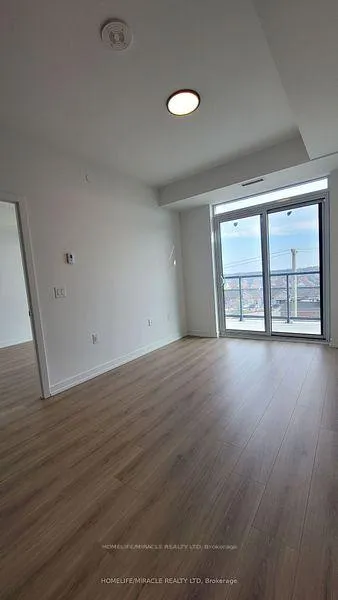 Photo 3 of Unit 510, 10 Lagerfeld Drive, Brampton, Brampton West — HOMEH