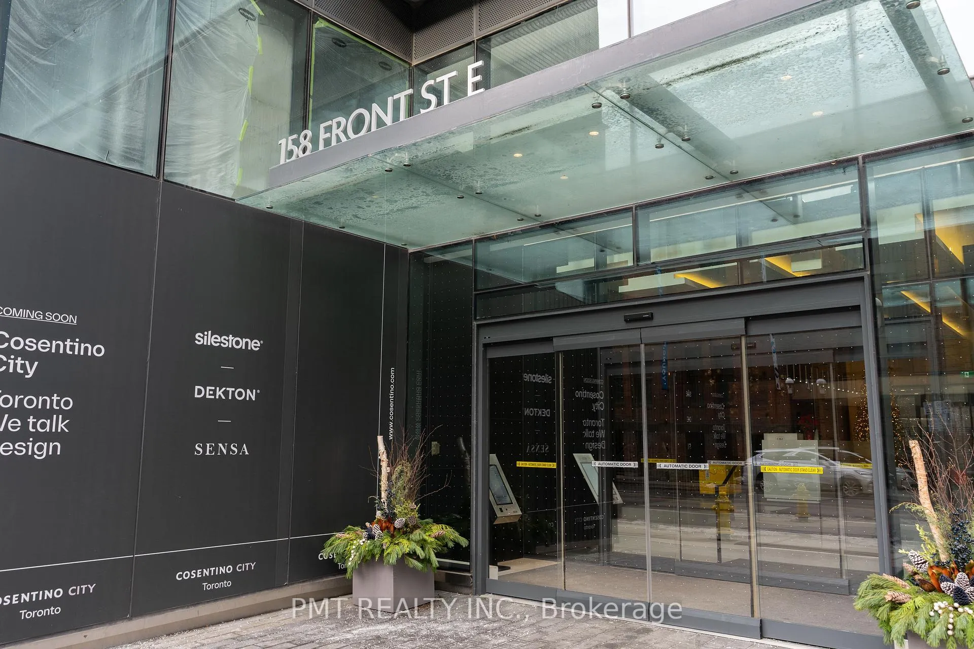 Photo 2 of Unit 913, 158 Front Street E, Toronto, Moss Park — HOMEH