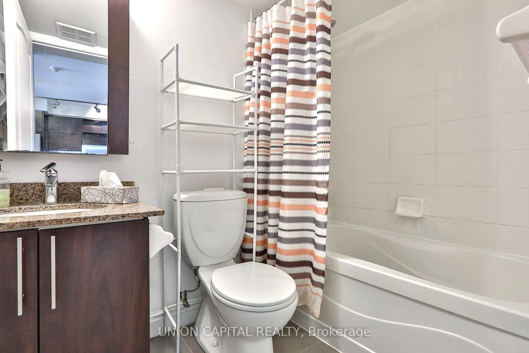 Photo 15 of Unit 317, 60 South Town Centre Boulevard, Markham, Unionville — HOMEH