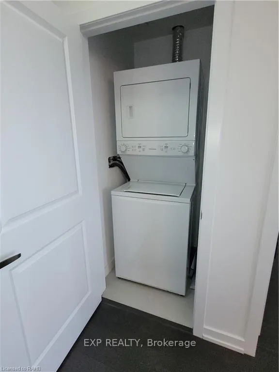 Photo 14 of Unit 106, 101 Shoreview Place, Hamilton, Stoney Creek — HOMEH