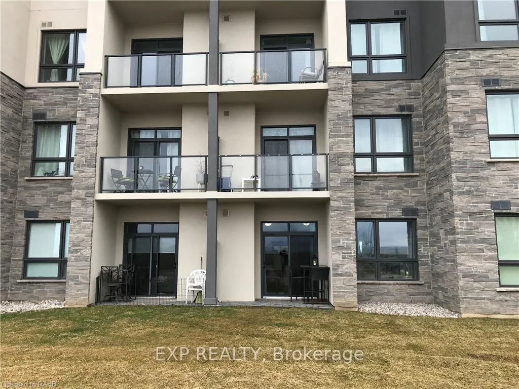 Photo 16 of Unit 106, 101 Shoreview Place, Hamilton, Stoney Creek — HOMEH