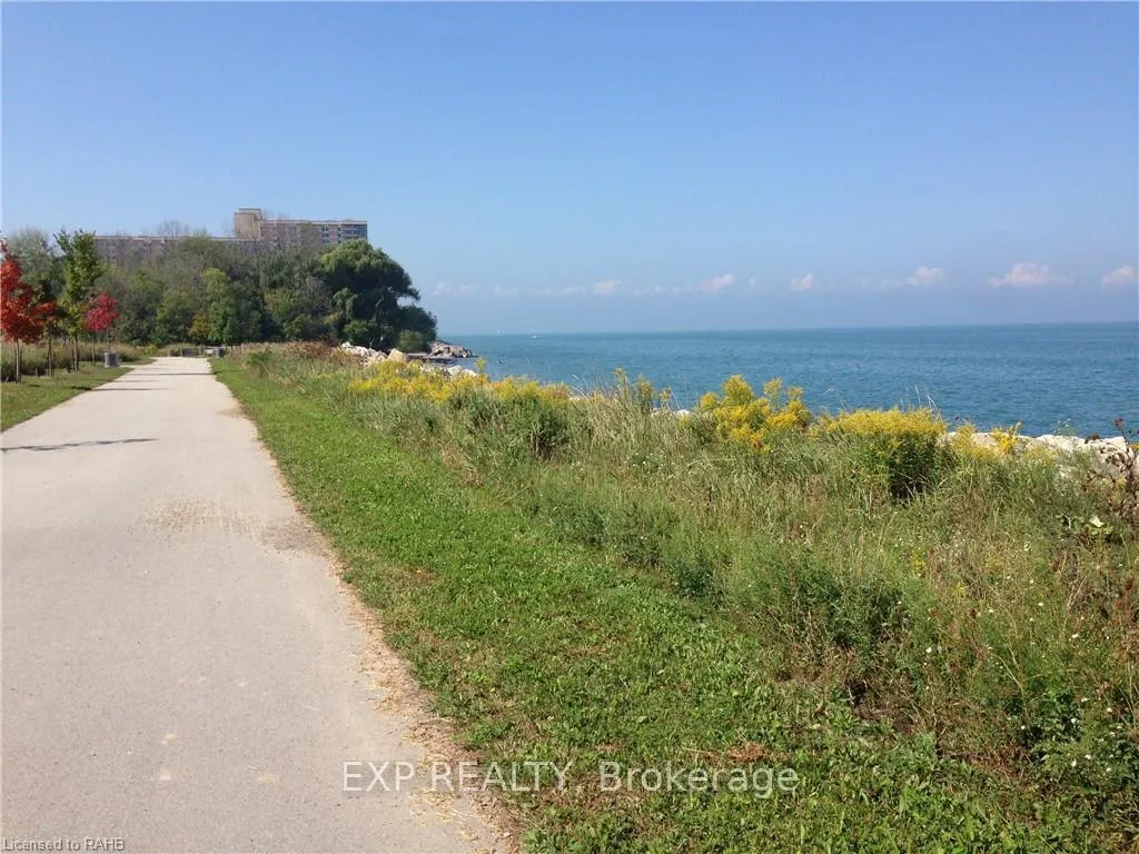 Photo 18 of Unit 106, 101 Shoreview Place, Hamilton, Stoney Creek — HOMEH
